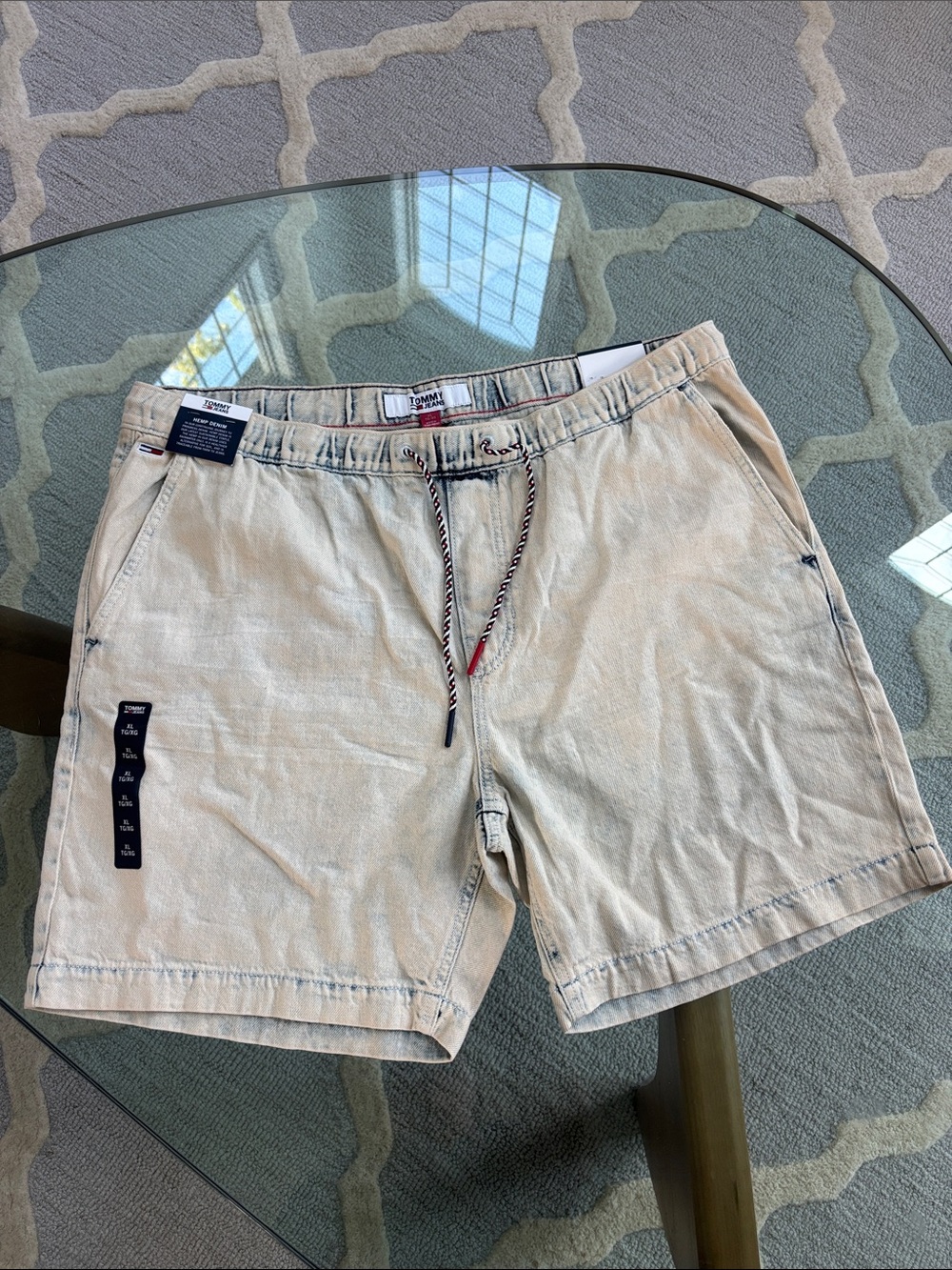 Tommy Hilfiger Beige Drawstring Shorts with Navy-Trim Cord NWT